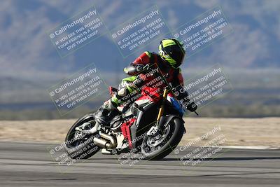 media/Jan-15-2026-Racers Edge (Thu) [[dfebeb70ab]]/3-B Group/Session 1 Turn 8/